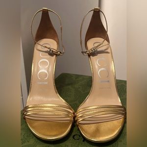 GG IIse metallic heel Ankle Strap Sandal